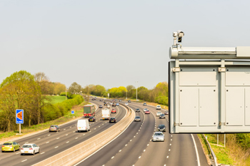 Govt orders pause on smart motorways