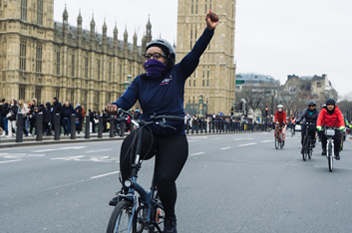 Nine in 10 women cycling in London face abuse